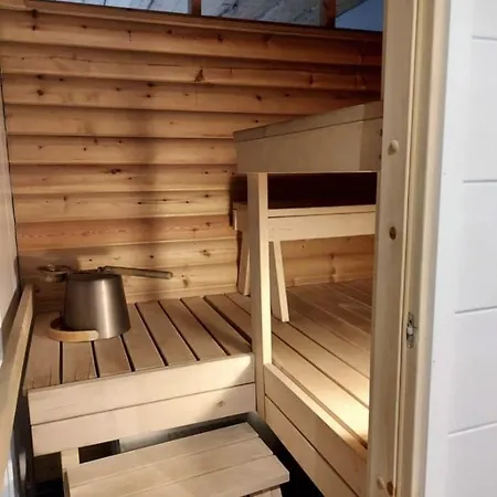 Rukanjurmu 9 - Spacious 2br Log With Sauna